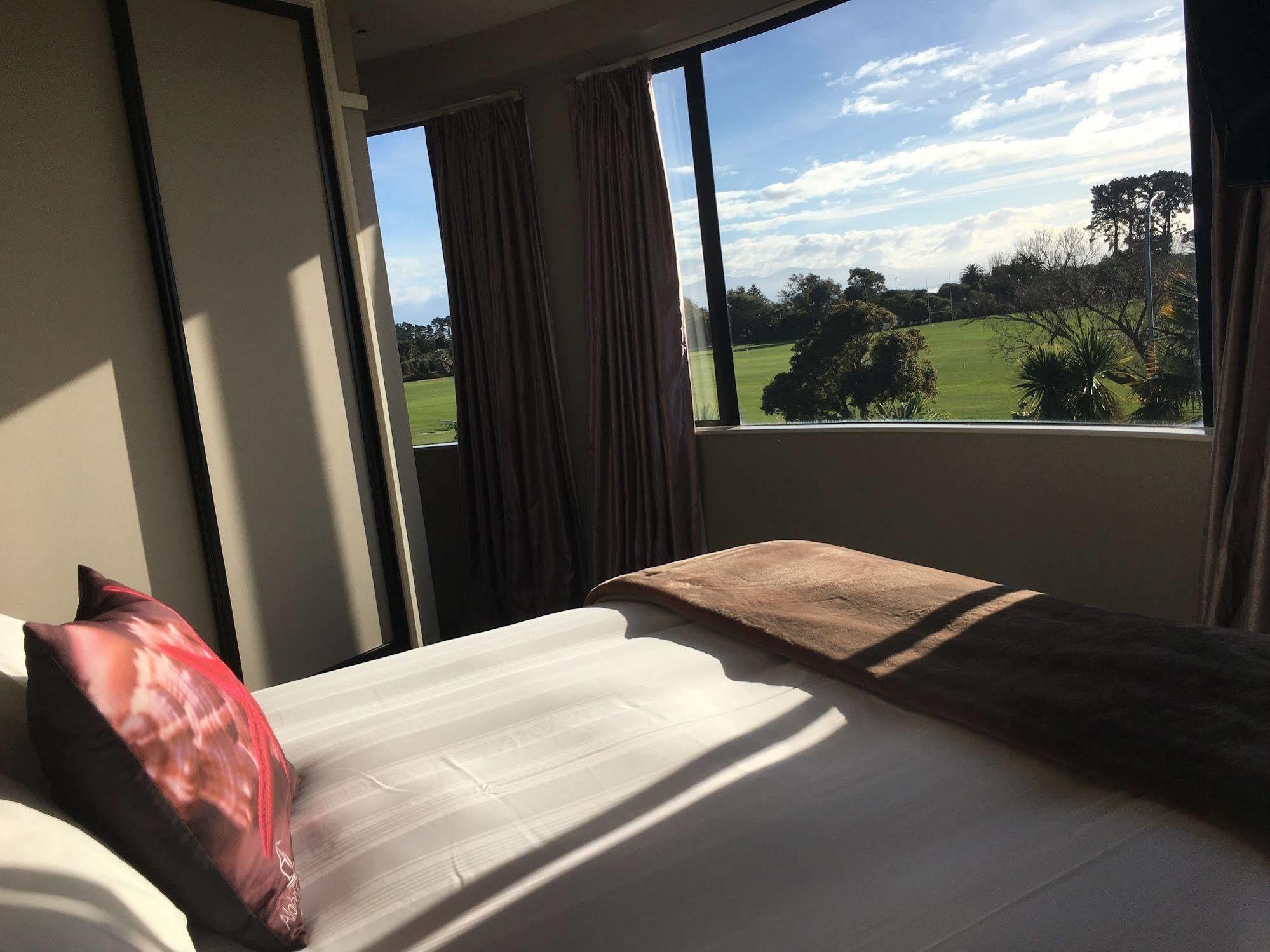 Aloha Lodge Beachside Accommodation Nelson Luaran gambar